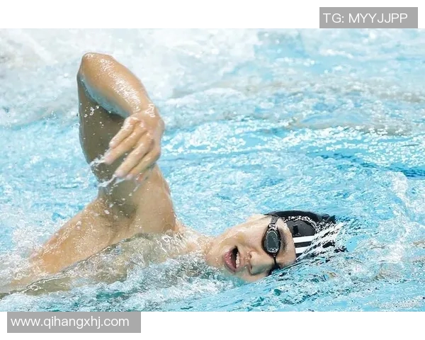 提高自由泳速度与效率的技巧解析及训练方法分享